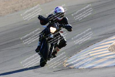 media/Jan-08-2022-SoCal Trackdays (Sat) [[1ec2777125]]/Turn 10 (2pm)/